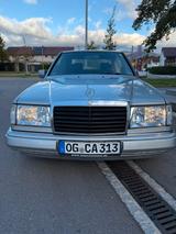 Mercedes-Benz E 230 - Mercedes-Benz E 230 aus 1991