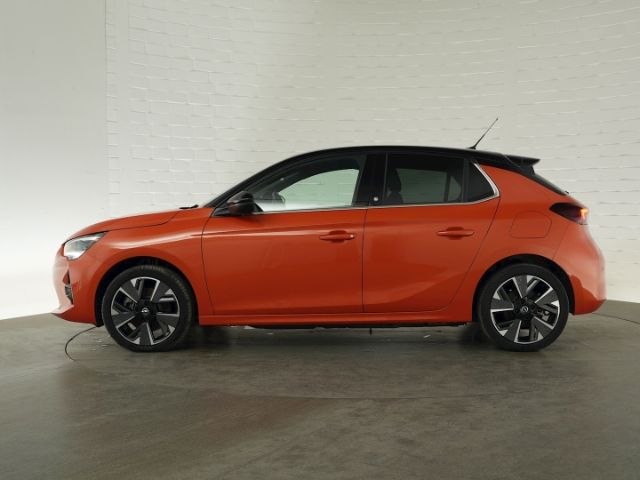 Corsa-e F ULTIMATE 50kWH AT+LED MATRIXLICHT+NAVI