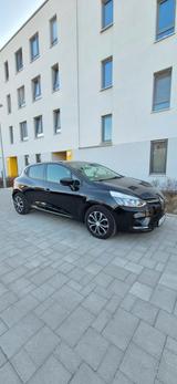 Renault Clio 1.2 16V 75 Limited Limited - Renault Clio mit Benzin-Antrieb: Kleinwagen, 1.2