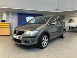 Volkswagen Touran CrossTouran- DSG- BiXenon - AHK - Volkswagen: Crosstouran