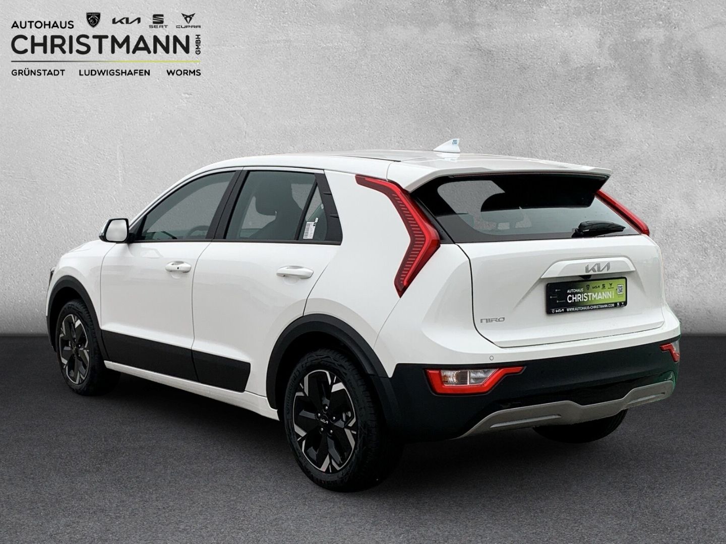 Fahrzeugabbildung Kia Niro STANDARD  64,8-kWh-Batterie*FREISPECHEINRIC