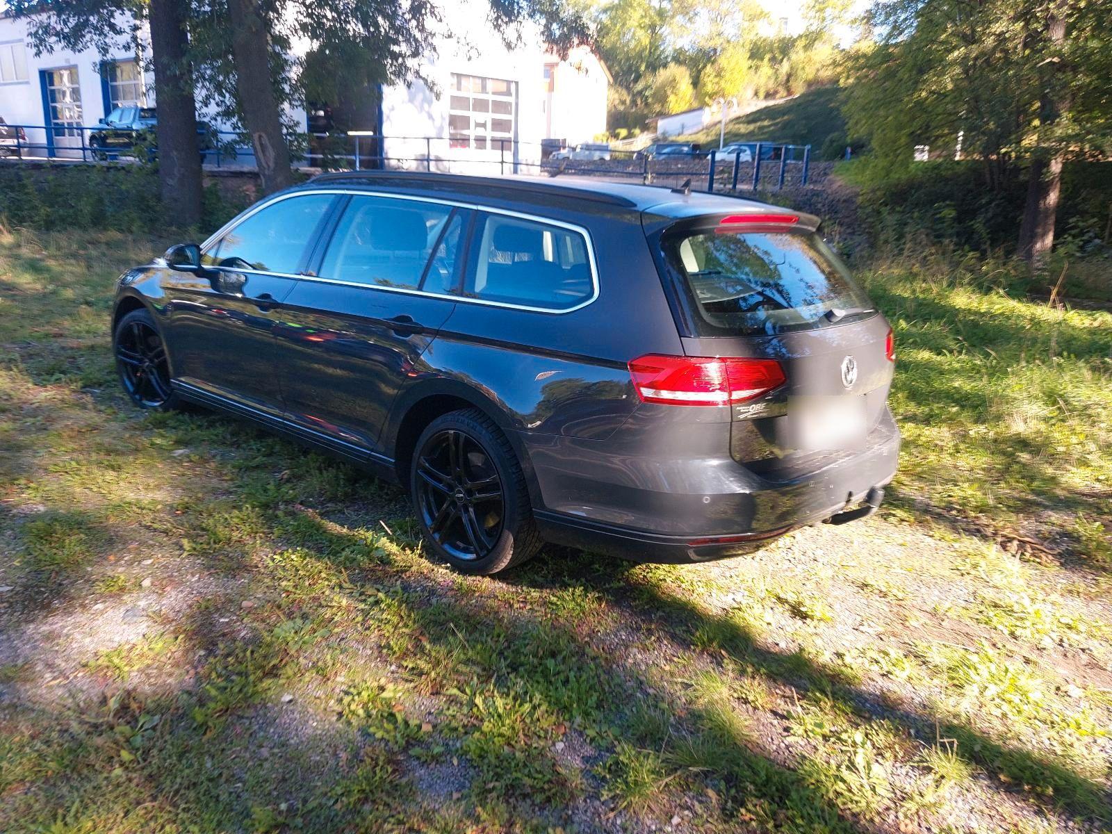 Volkswagen Passat 2015 — interior