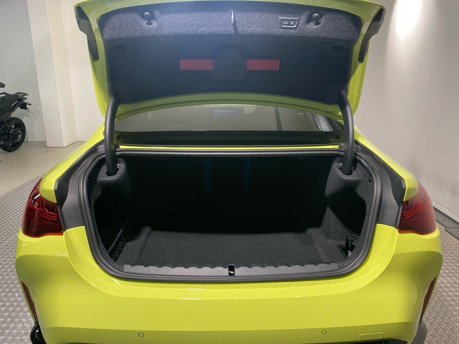 BMW M4 - Bild 15
