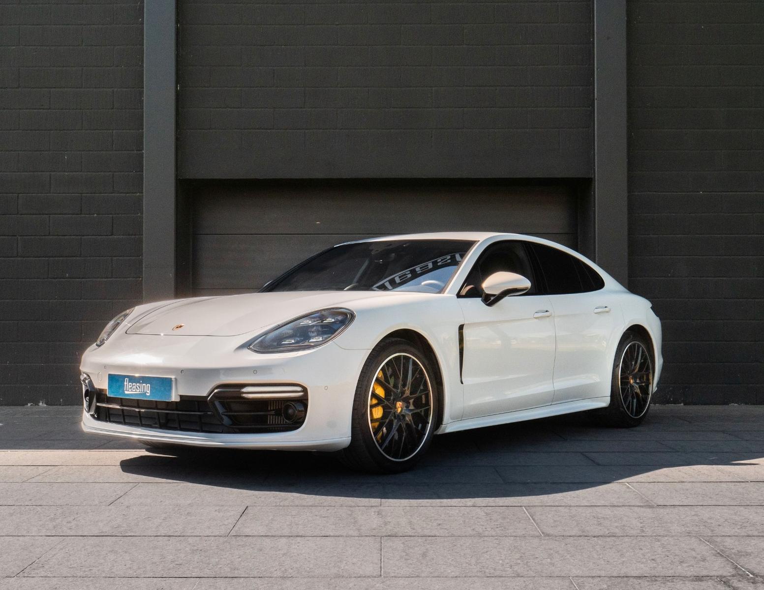 Porsche Panamera Turbo*BOSE*PCCB*PASM*SOFT CLOSE