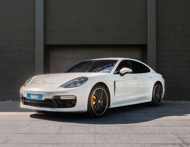 Porsche Panamera Turbo*BOSE*PCCB*PASM*SOFT CLOSE