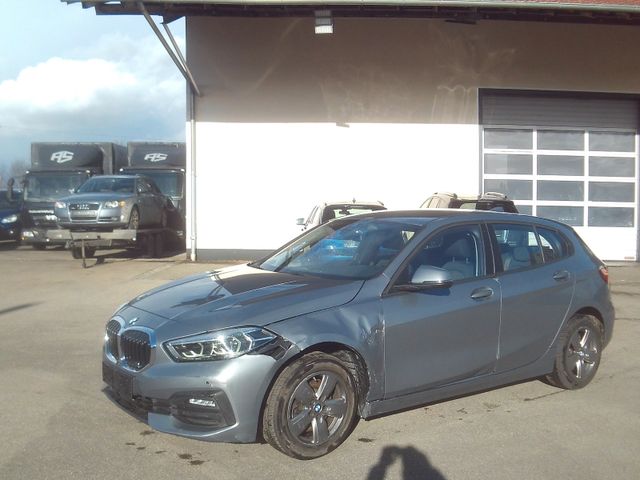 BMW 118 i Advantage Lim.  LED/Navi/Kamera/