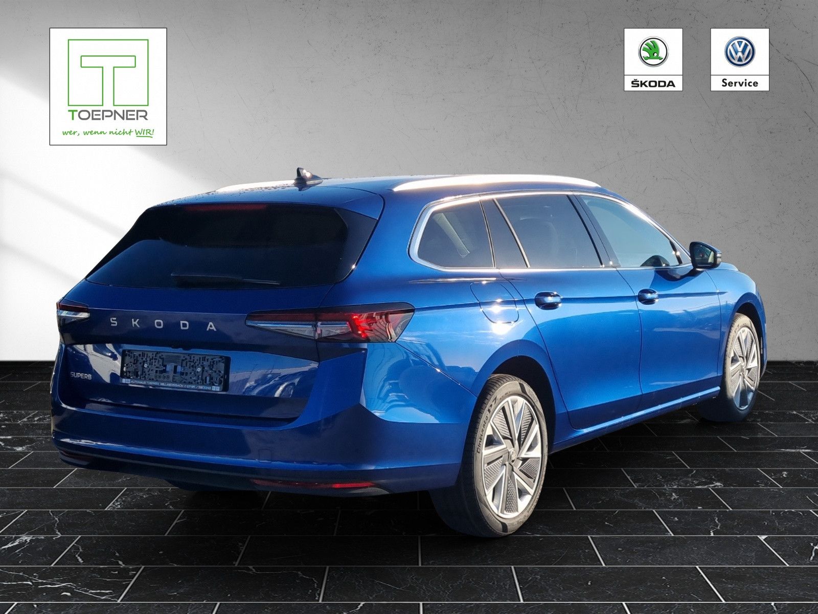 Fahrzeugabbildung SKODA Superb Combi Selection 2,0 TDI 110KW/150PS AHK