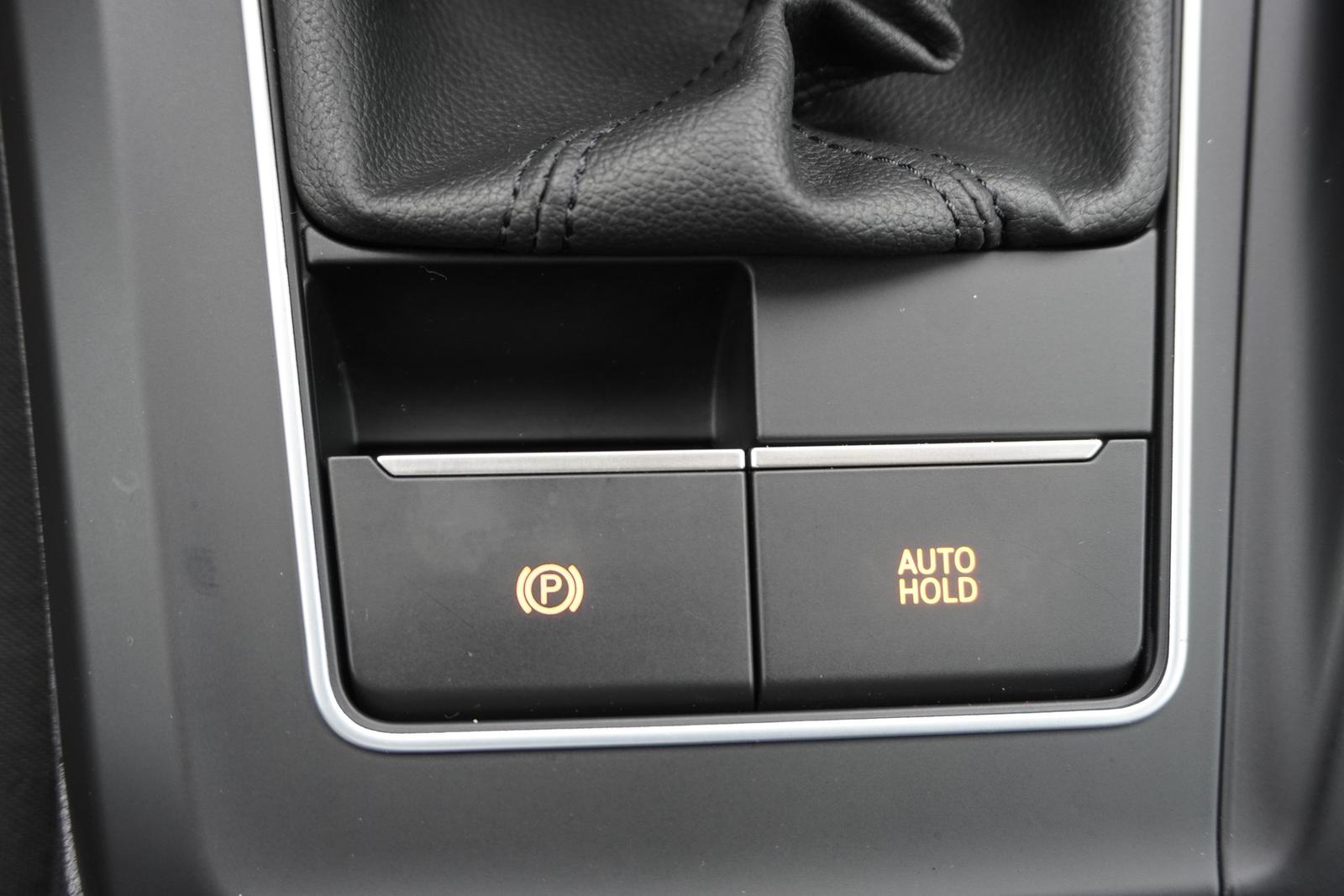 Volkswagen Golf 1.5 TSI Active LED+ HUD Standheizung Navi, миниатюра 24
