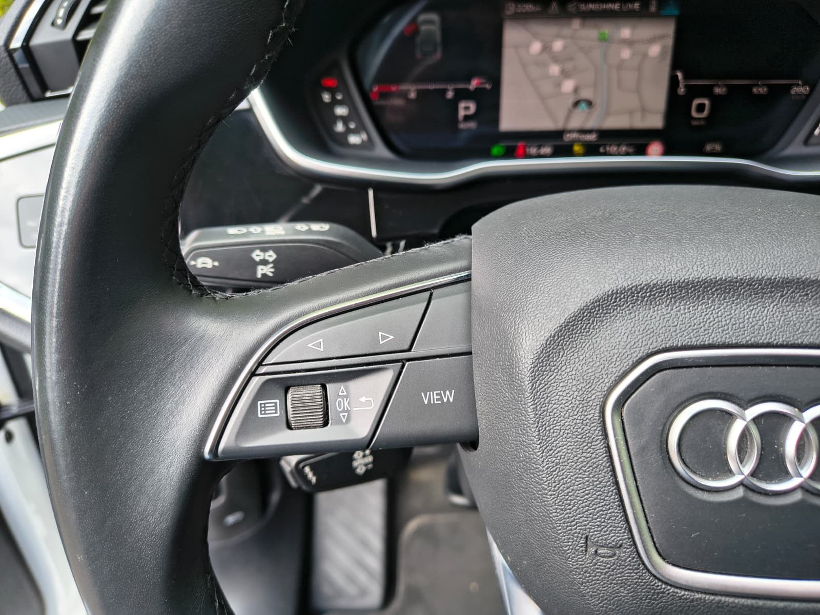 Fahrzeugabbildung Audi Q3 Sportback 35 TDI S-tronic LED+MMI+AHK+SHZ+DSP