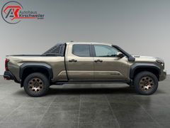 TOYOTA MY25 Tacoma Trailhunter *ON STOCK*