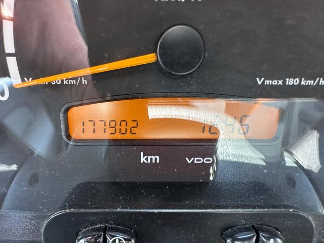 Fahrzeugabbildung Mercedes-Benz Robel-Mobil 665 *Grüne Plakette*