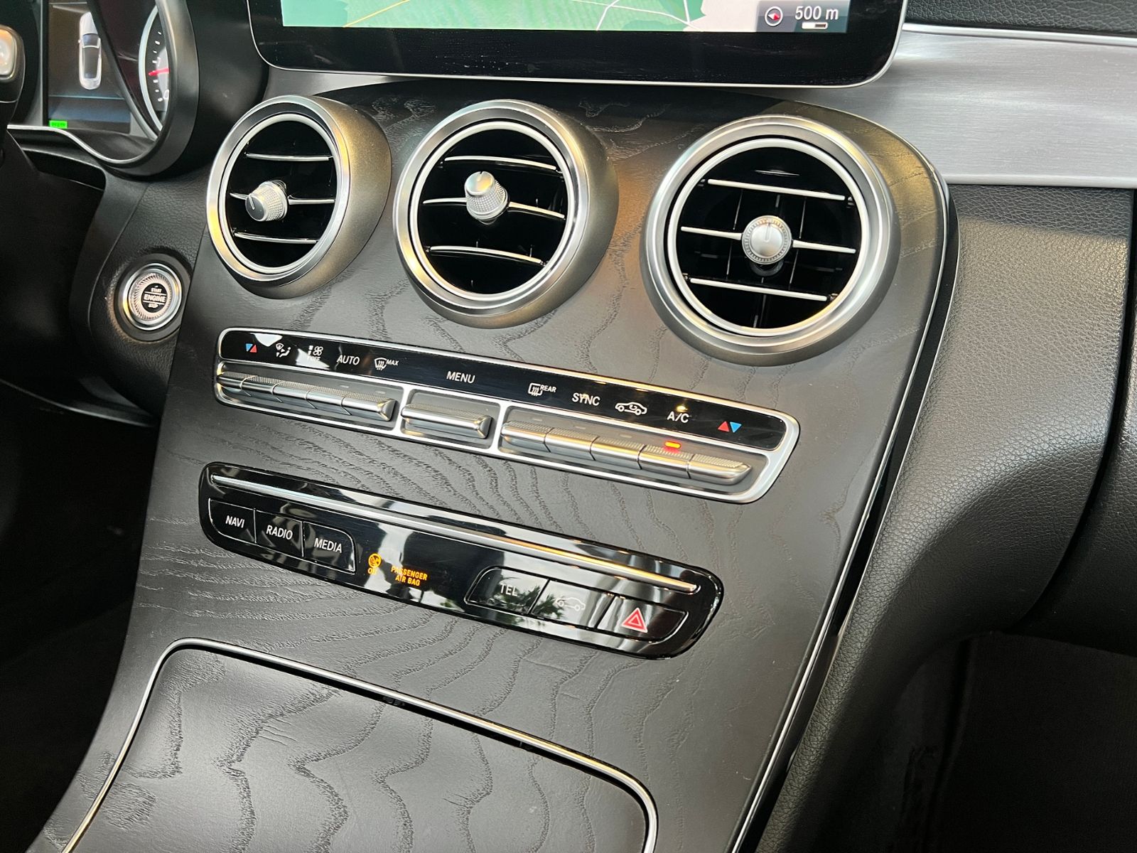 Fahrzeugabbildung Mercedes-Benz C 200 Cabrio LED NAVI ALU PDC