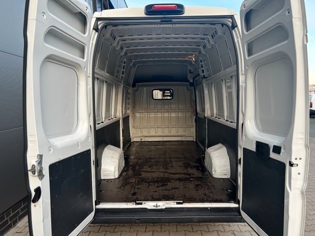 Fahrzeugabbildung Peugeot Boxer Kasten Grossraum 435 L4H3 Premium BlueHDi