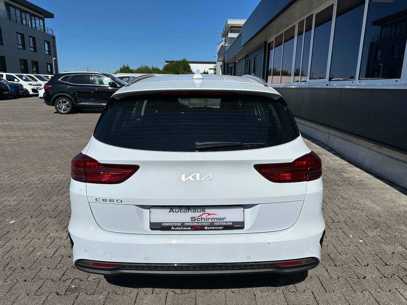 Fahrzeugabbildung Kia Ceed Sportswagon 1.5T 140PS DCT7 VISION KOMF+