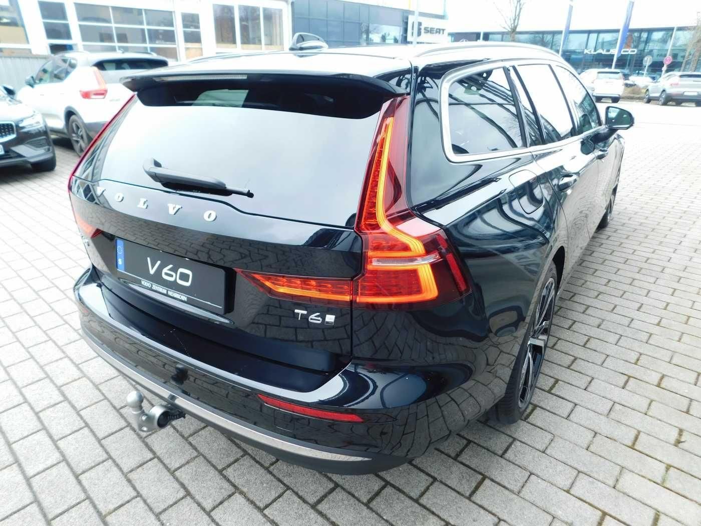 Fahrzeugabbildung Volvo V60 Plug-In-Hybrid T6 Plug-in Hybrid AWD Plus Br