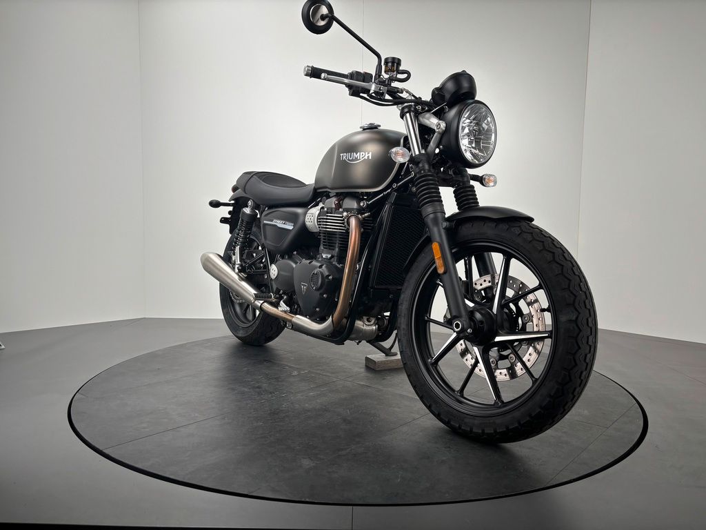 Fahrzeugabbildung Triumph STREET TWIN *1. HAND *WENIG KILOMETER