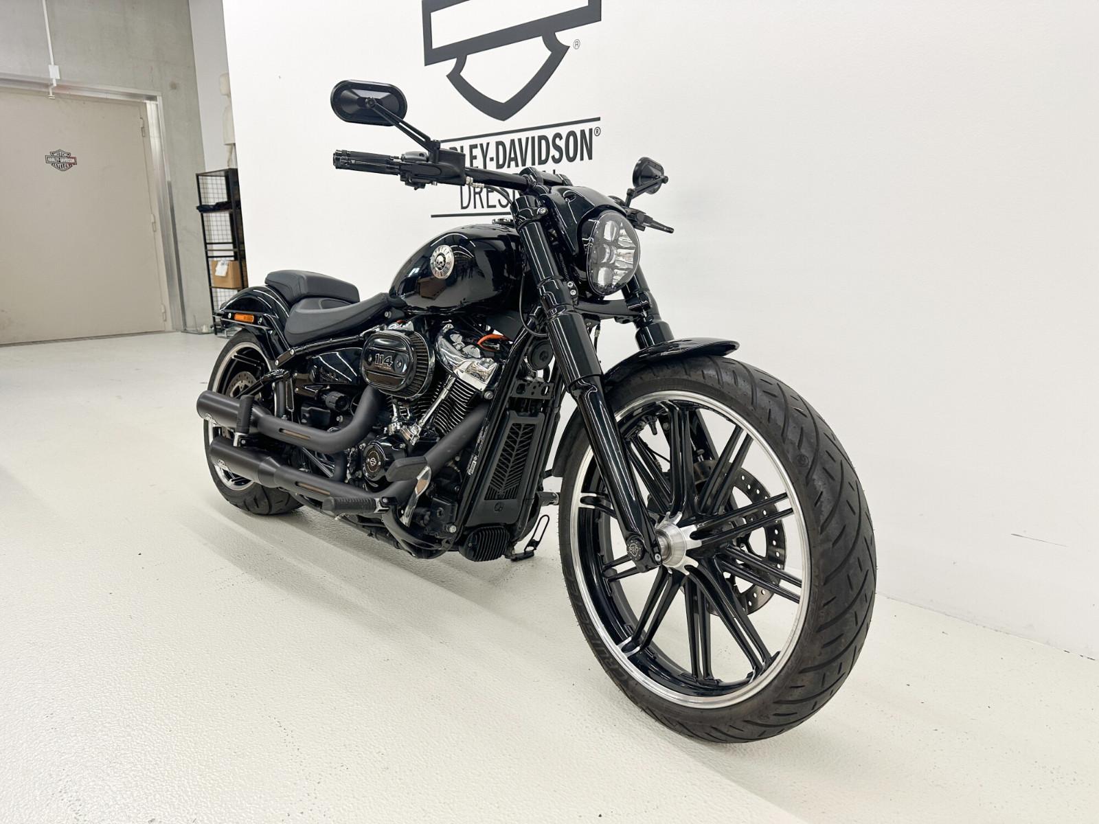 Harley-Davidson Softail Breakout FXBRS 114