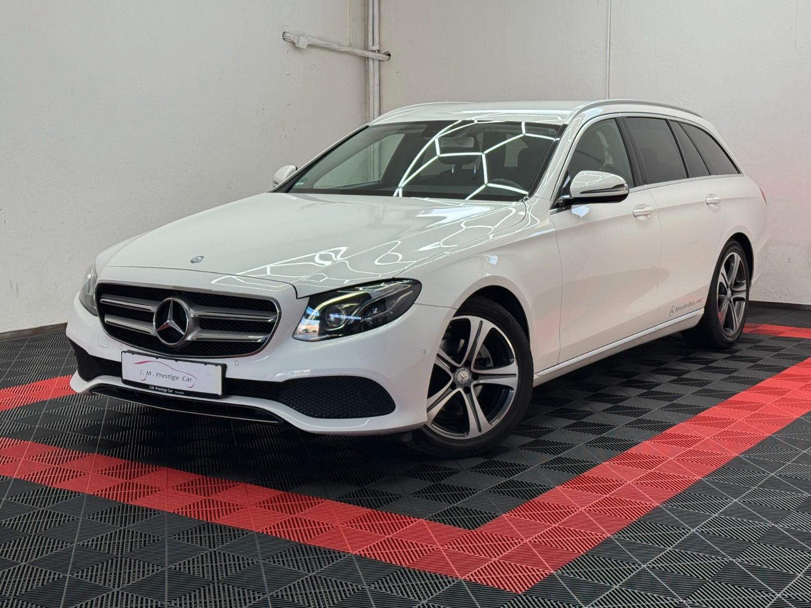 Mercedes-Benz E 220 d T Aut. Navi Leder LED Top zustand