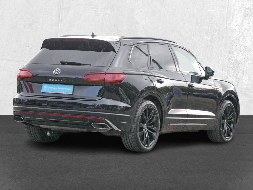 Volkswagen Touareg 3.0 TDI R-Line AHK ACC DigCockpit PDC IQ foto 3