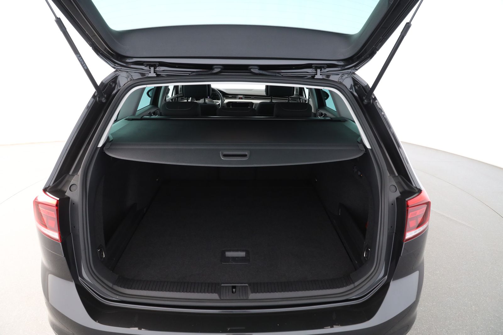 Volkswagen Passat Variant - Bild 19