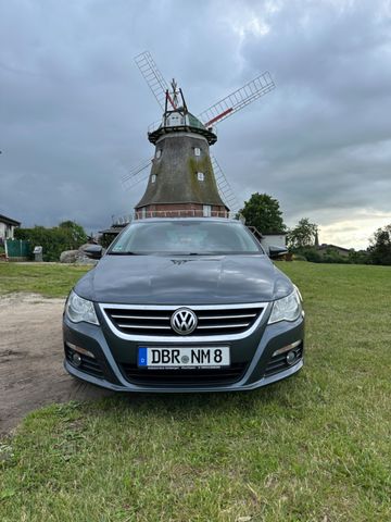 Volkswagen Passat CC 2.0 TDI BlueMotion Technology Blue...