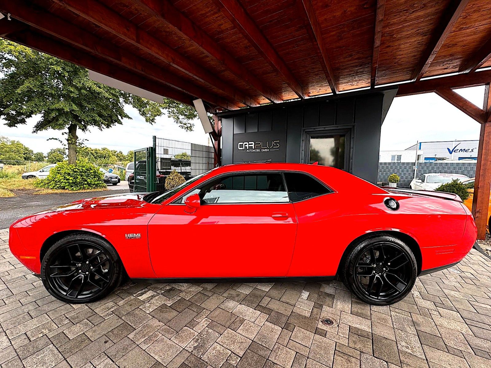 Fahrzeugabbildung Dodge Challenger 5.7 V8 Performance RED DEVIL *LED*