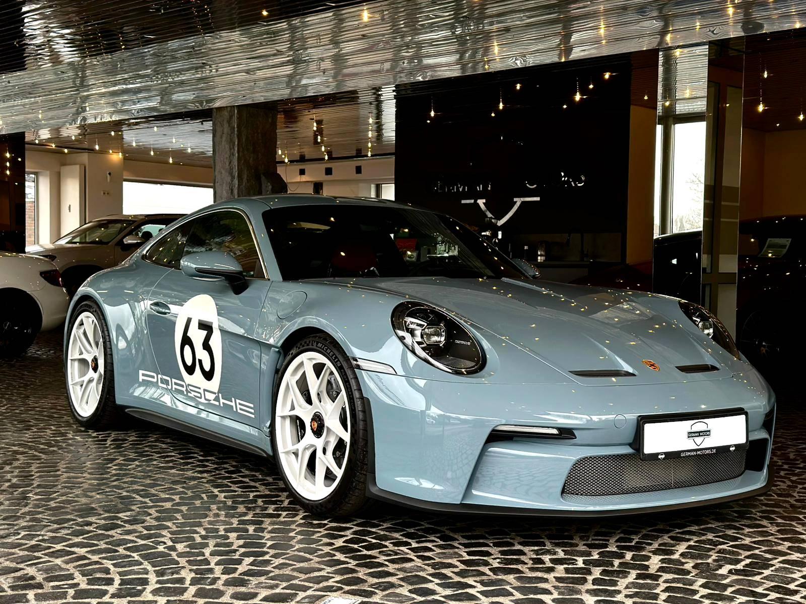 showroom-image-main