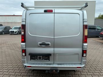Opel Vivaro - 9