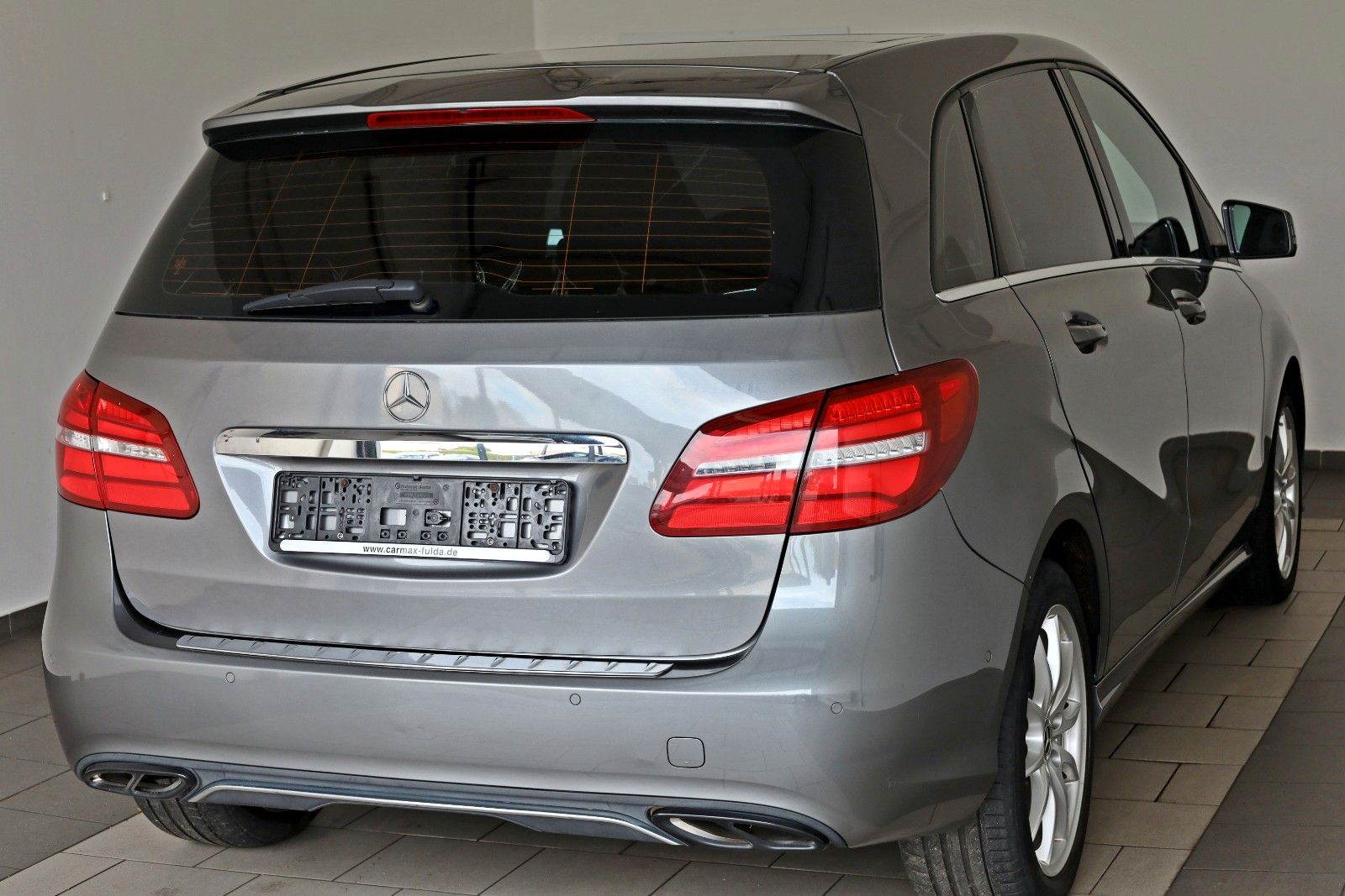Fahrzeugabbildung Mercedes-Benz B 220 d 4MATIC DCT, T.Leder,Navi,SH,Panorama +WR