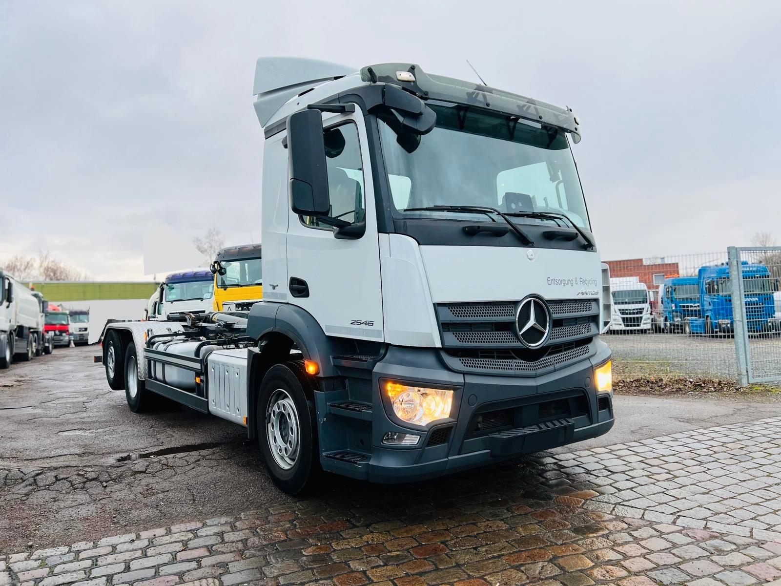 Mercedes-Benz 2546  MIT Retarder/KEINE 43,45,48,51