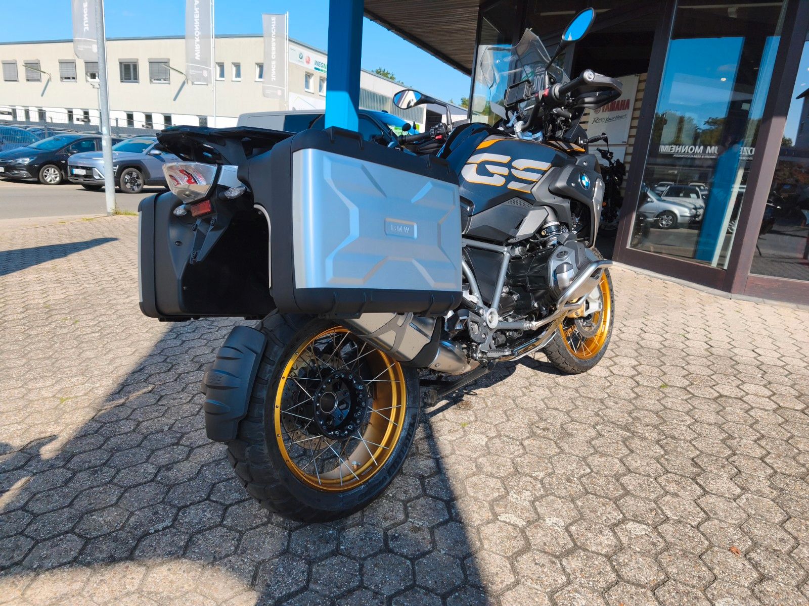 Fahrzeugabbildung BMW R1250 GS Style Exclusive/inkl.Koffer