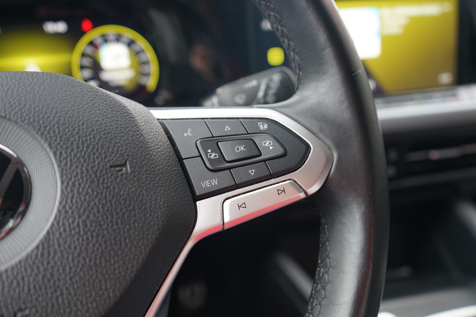 Volkswagen Golf VIII 1.5 TSI Life LED Navi Sitzheizung DAB, миниатюра 30