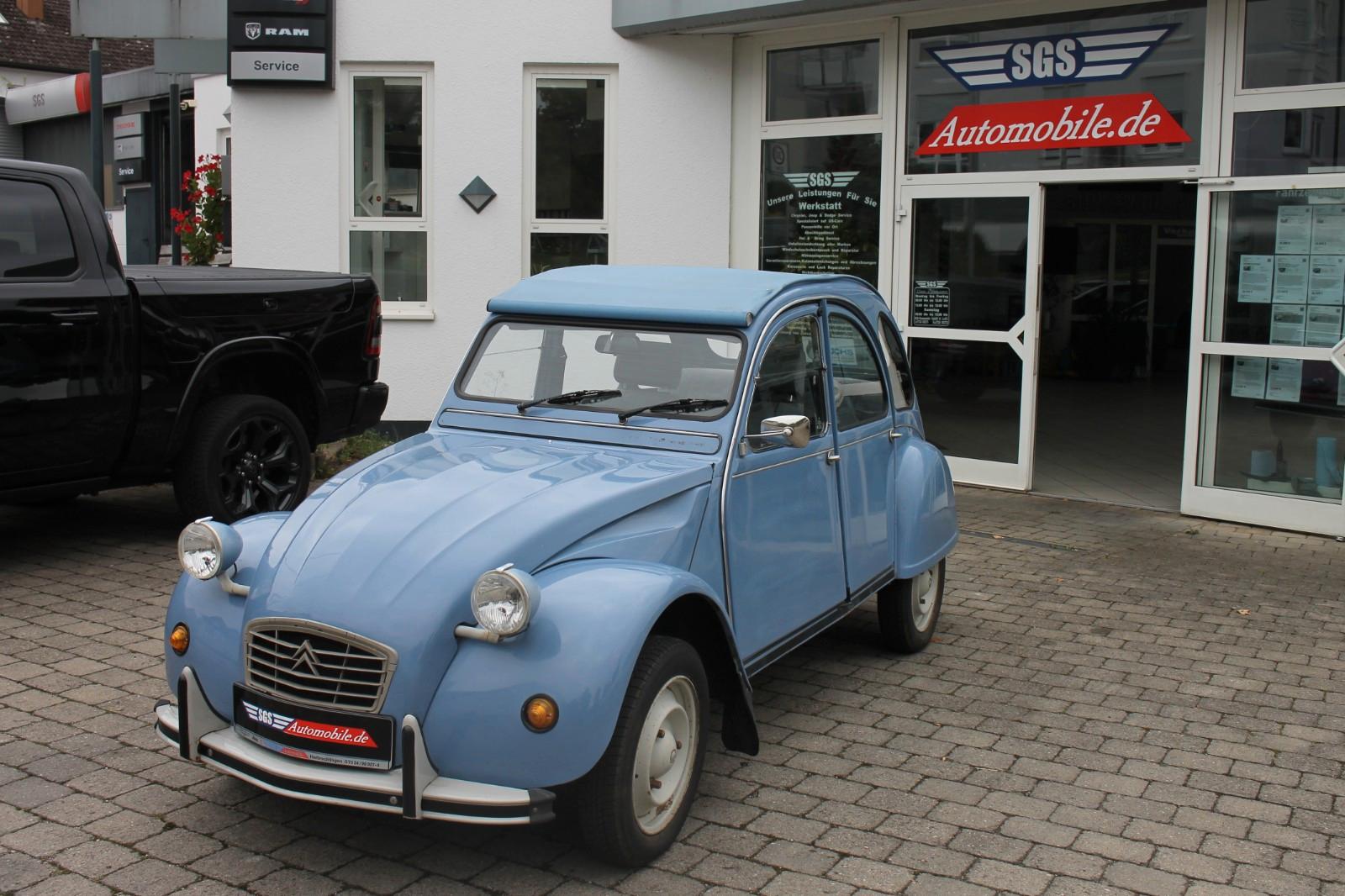Citroën 2 CV mit H-Kennzeuchen