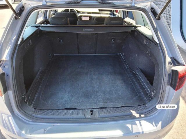 Volkswagen Passat Variant - Bild 8