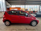 Mercedes-Benz A180 Sitzheizung Klima Multifunktionslenkrad - Mercedes-Benz A-Klasse: Rot