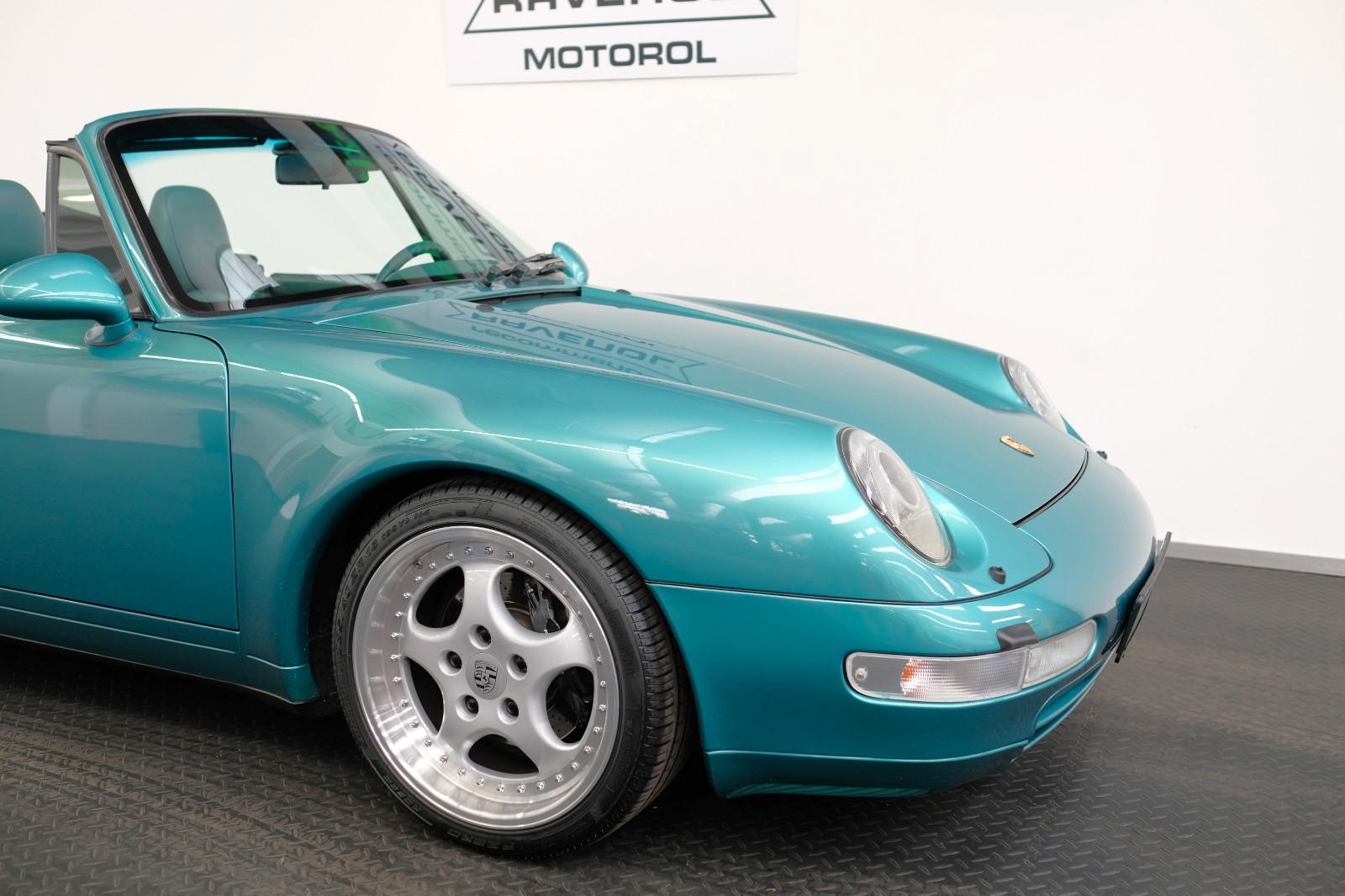 Porsche 993 Carrera/SONDERLACK/HISTORIE/18ZOLL