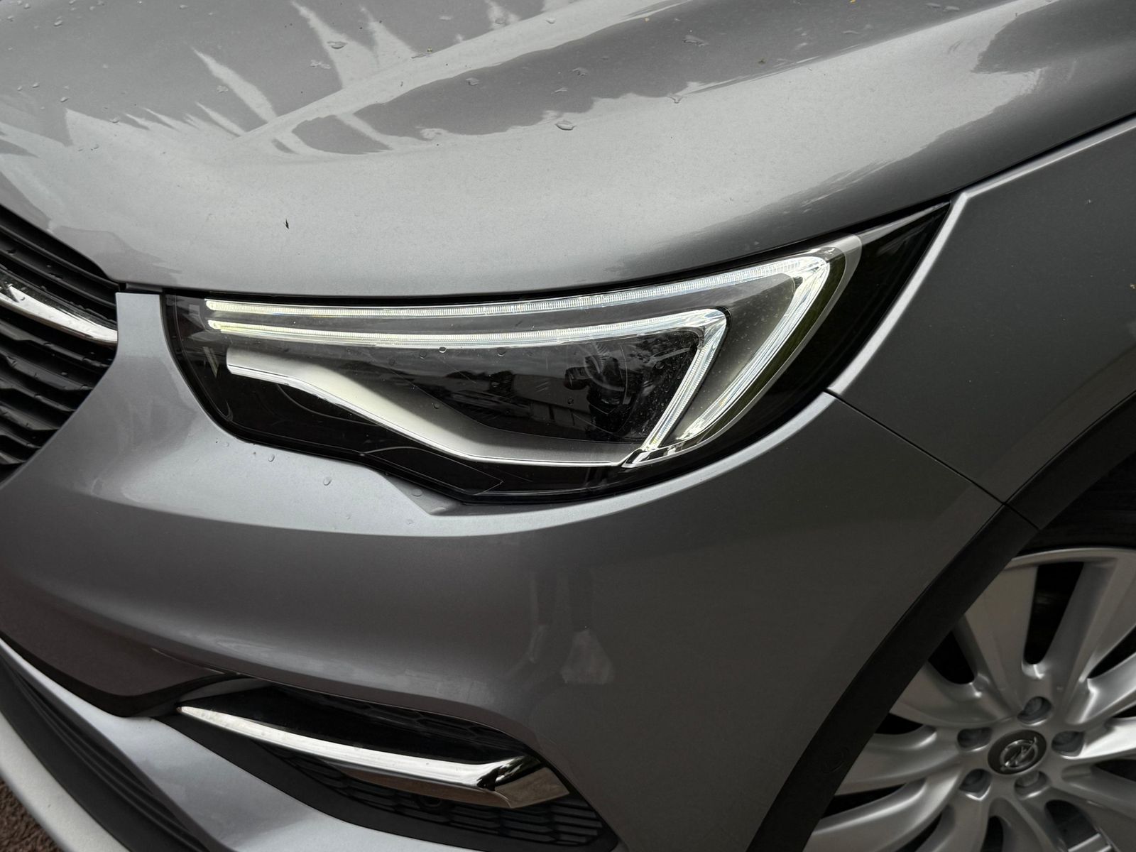 Fahrzeugabbildung Opel Grandland 2.0 CDTI Ultimate LED+LEDER+NAV+KAM360