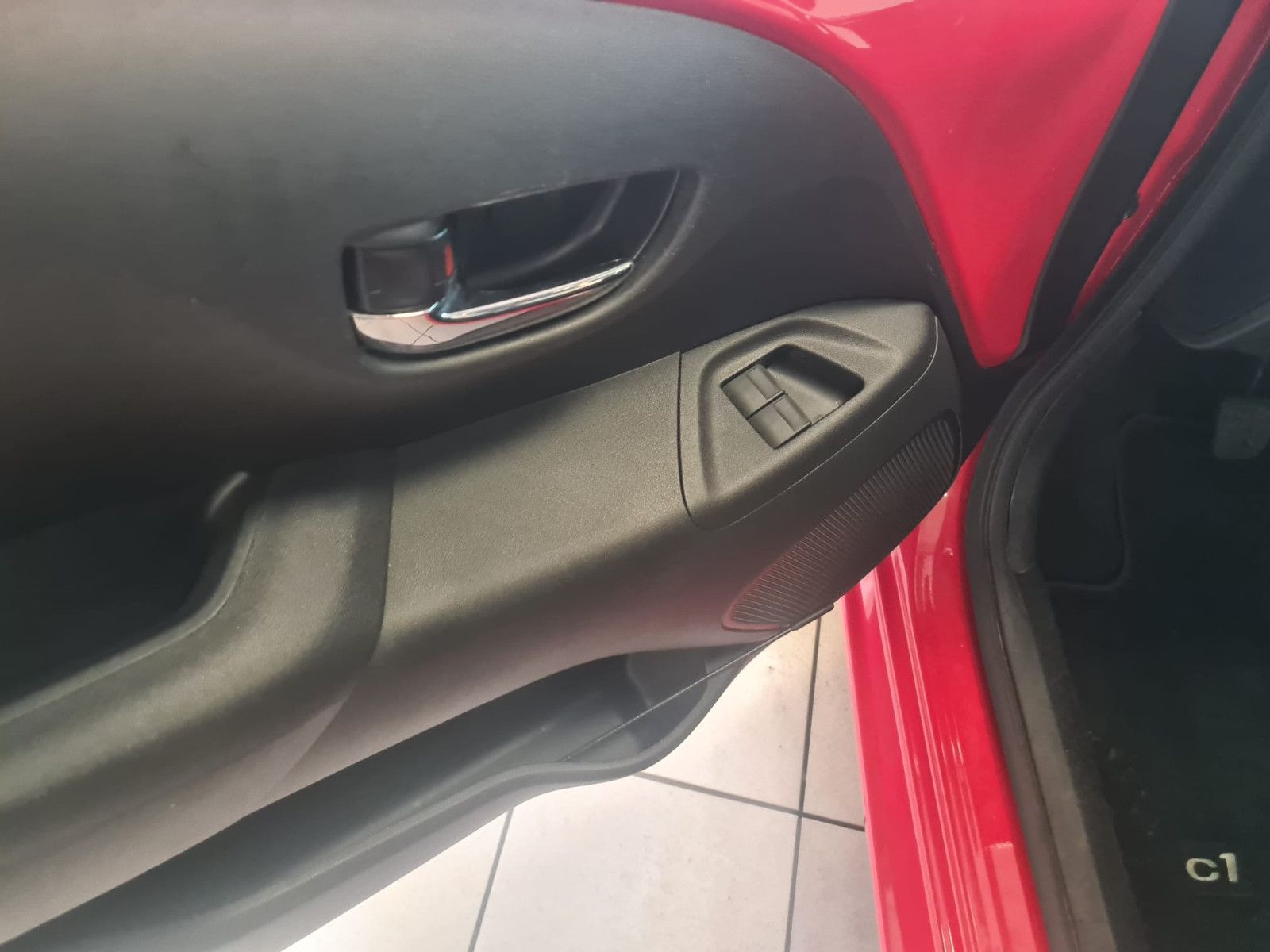 Fahrzeugabbildung Citroën C1 Airscape Shine/19TKM/FALTDACH/KLIMA