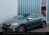 Volvo V40 D2 R-Design VOLLLEDER/NAVI/AHK/ALU/LED - Volvo V40 mit Diesel-Antrieb: Limousine