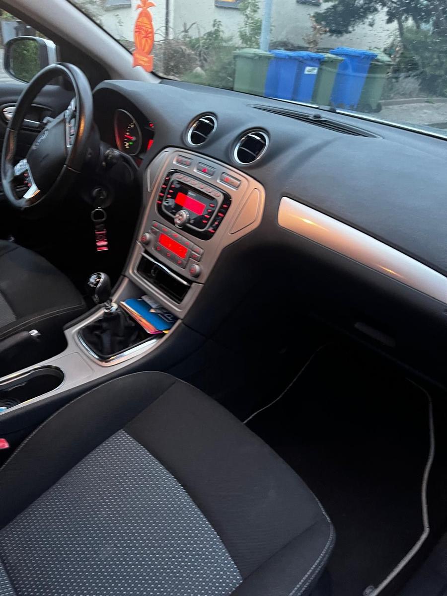 Ford Mondeo 2009 — photo 8