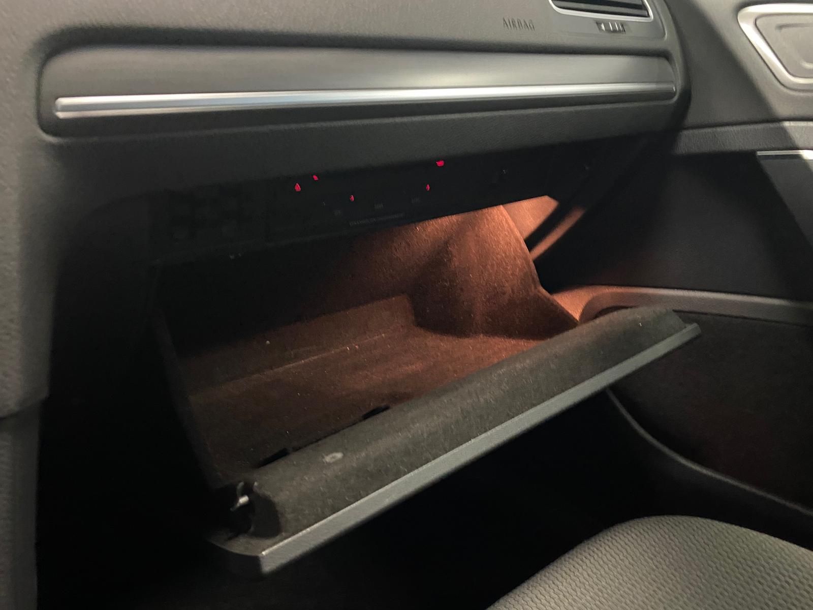Fahrzeugabbildung Volkswagen Golf e-Golf Comfortline+ACC+RFK+NAVI+WÄRMEPUMPE