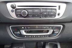 Fahrzeugabbildung Renault Scenic Grand Limited  **7-SITZE / NAVI / SITZHEI