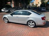 Skoda Octavia 1.8 TSI Style / StdHzg, Xenon, Led, Navi - Skoda Octavia: Leder, Standheizung