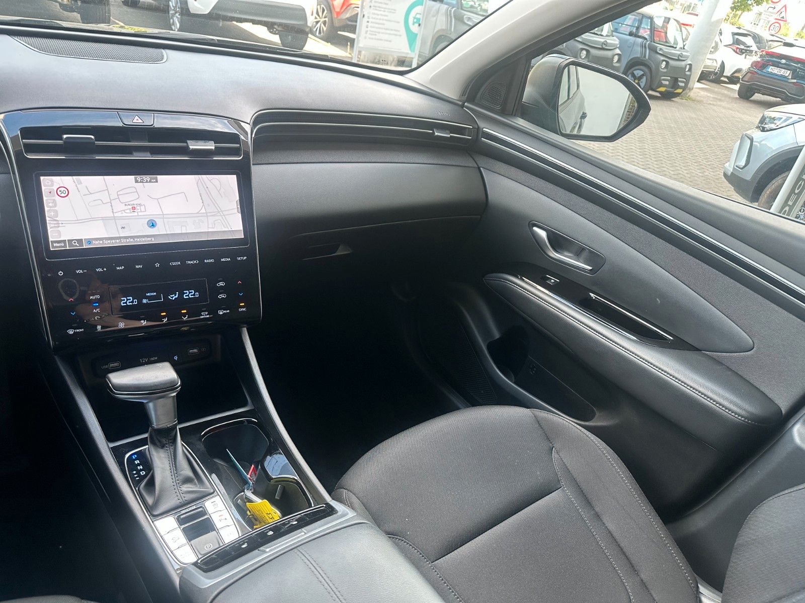 Fahrzeugabbildung Hyundai TUCSON Trend 1.6l DCT Navi/Allwetter/AHK!
