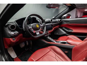 صورة مصغرة 21 لـ 2018 Ferrari PORTOFINO