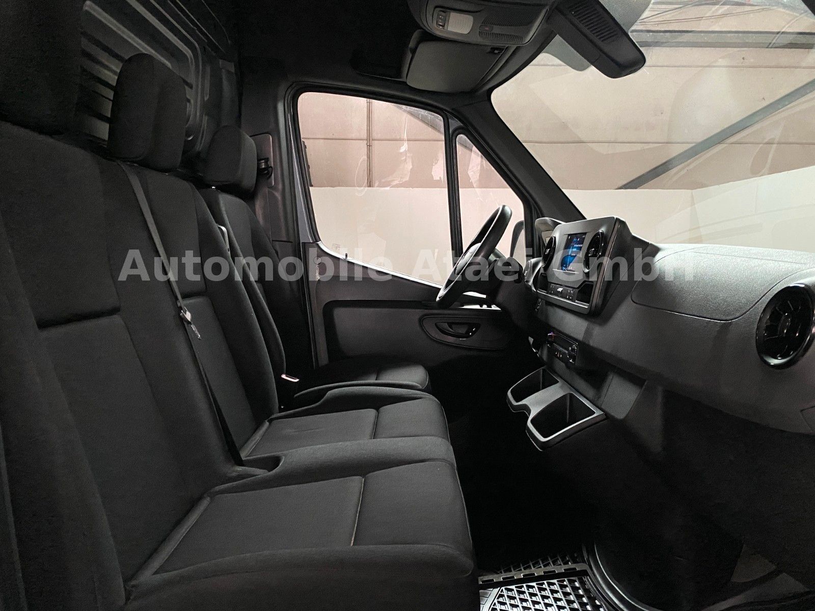 Fahrzeugabbildung Mercedes-Benz Sprinter 314 Automatik AHK+NAVI+KAMERA (1090)