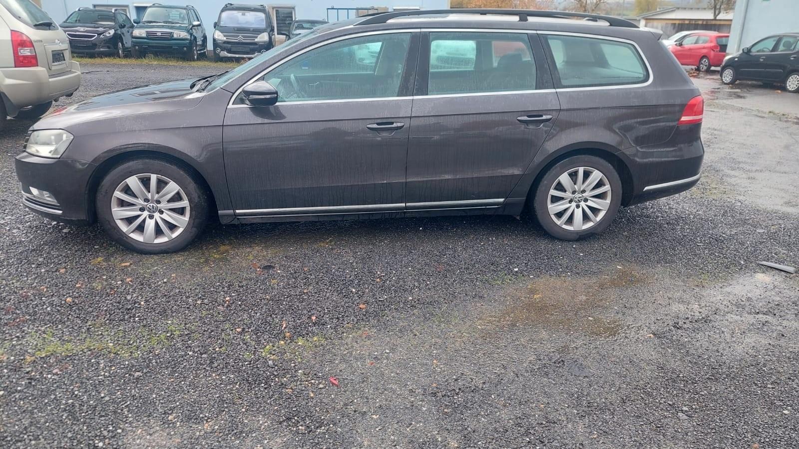 Volkswagen Passat 2011 — photo 6