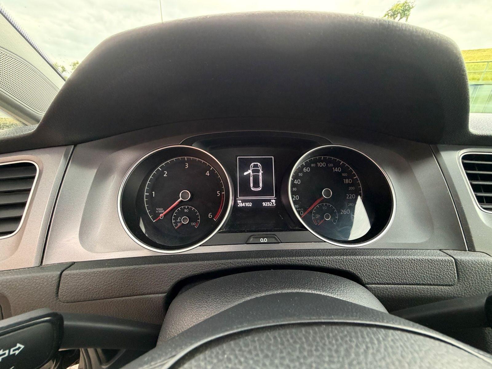Volkswagen Golf 2015 — photo 9