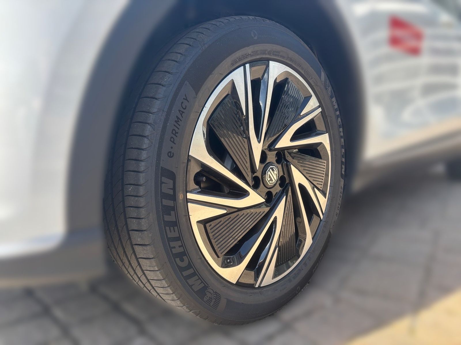 MG S6 EV