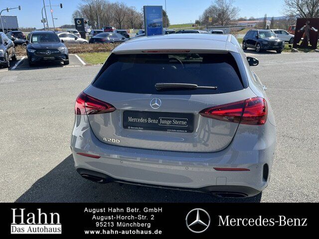 Fahrzeugabbildung Mercedes-Benz A 200 AMG/NIGHT/LED/KAM./DISTRO./AMBI/19ZOLL